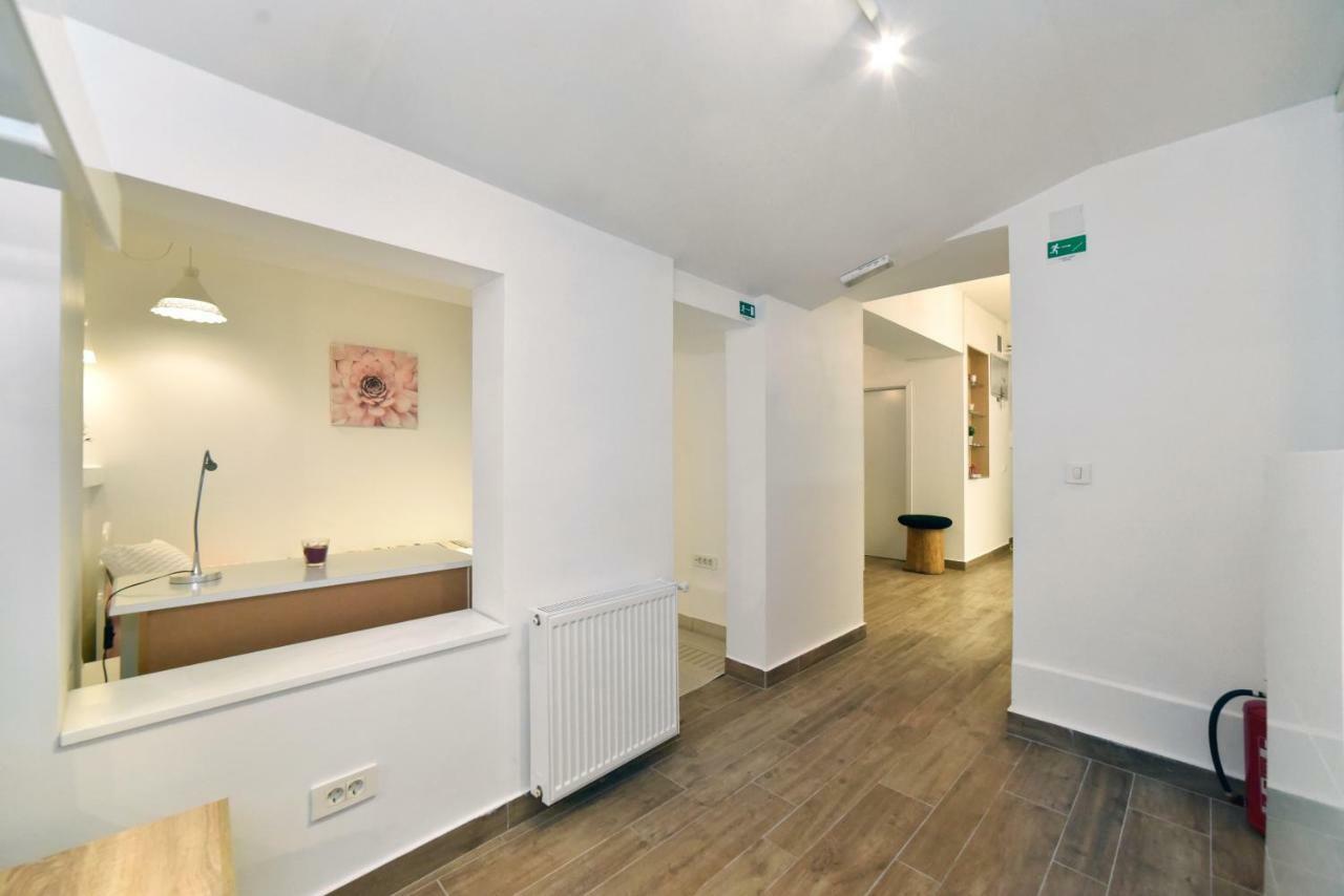 Ban Jelacic Apartment Ζάγκρεμπ Εξωτερικό φωτογραφία