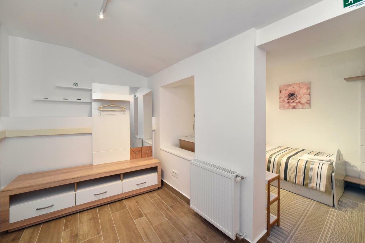 Ban Jelacic Apartment Ζάγκρεμπ Εξωτερικό φωτογραφία